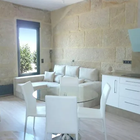 Piso Con Vistas A 30m Playa Vacay * Bueu